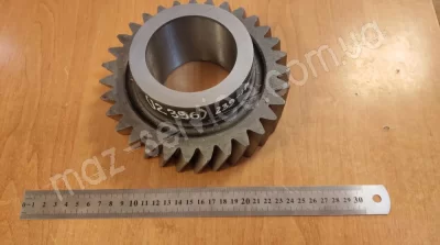 239-1701051-10 Шестерня 3-й перед. пром. вала 31з