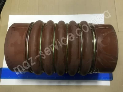 53205-1170248-10 Патрубок охладителя КамАЗ Евро охладителя 100*210 красный