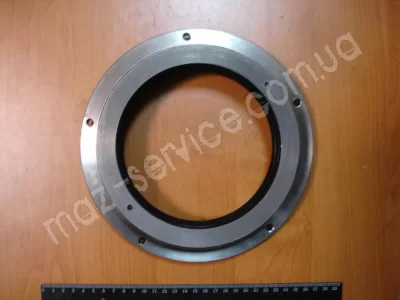 6520-3104060 Стакан с манжетами КамАЗ 6520