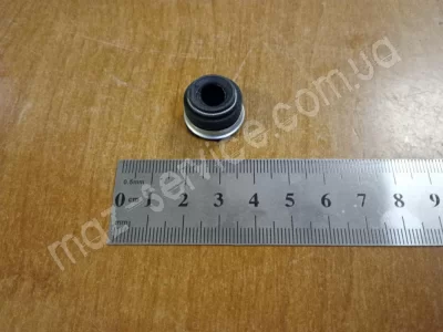 240-1007020 Манжета впускного клапана 4370 упл.