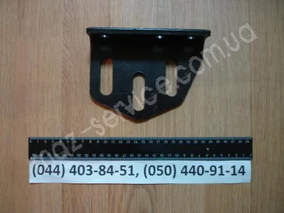 551605-1715013 Пластина крепления КПП